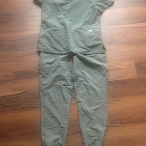 Figs Women's Scrub Set Bonsai